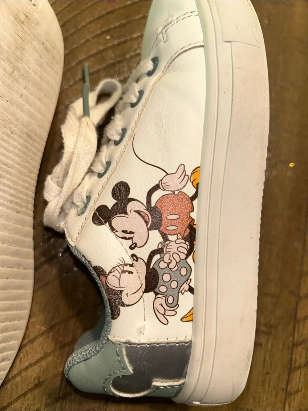 Kids Disney Mickey Mouse and Minnie Mouse sneakers size 11 toddler